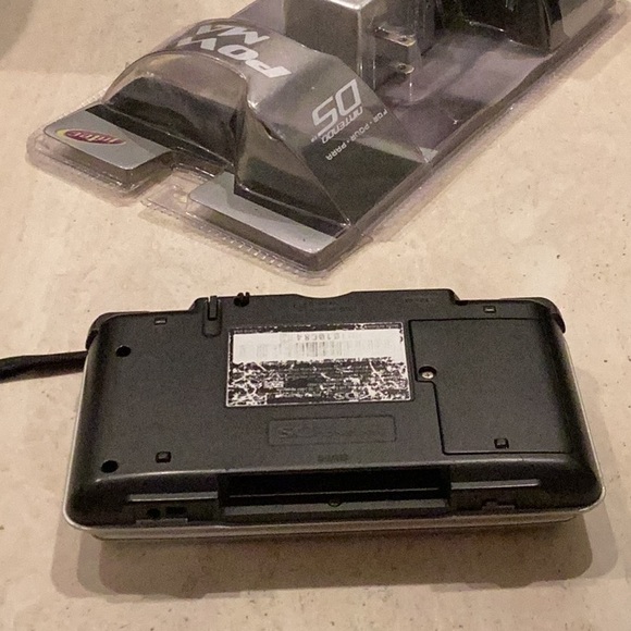 Nintendo DS Original Console Silver Handheld & Battery Charger Vintage Gaming - Picture 13 of 16